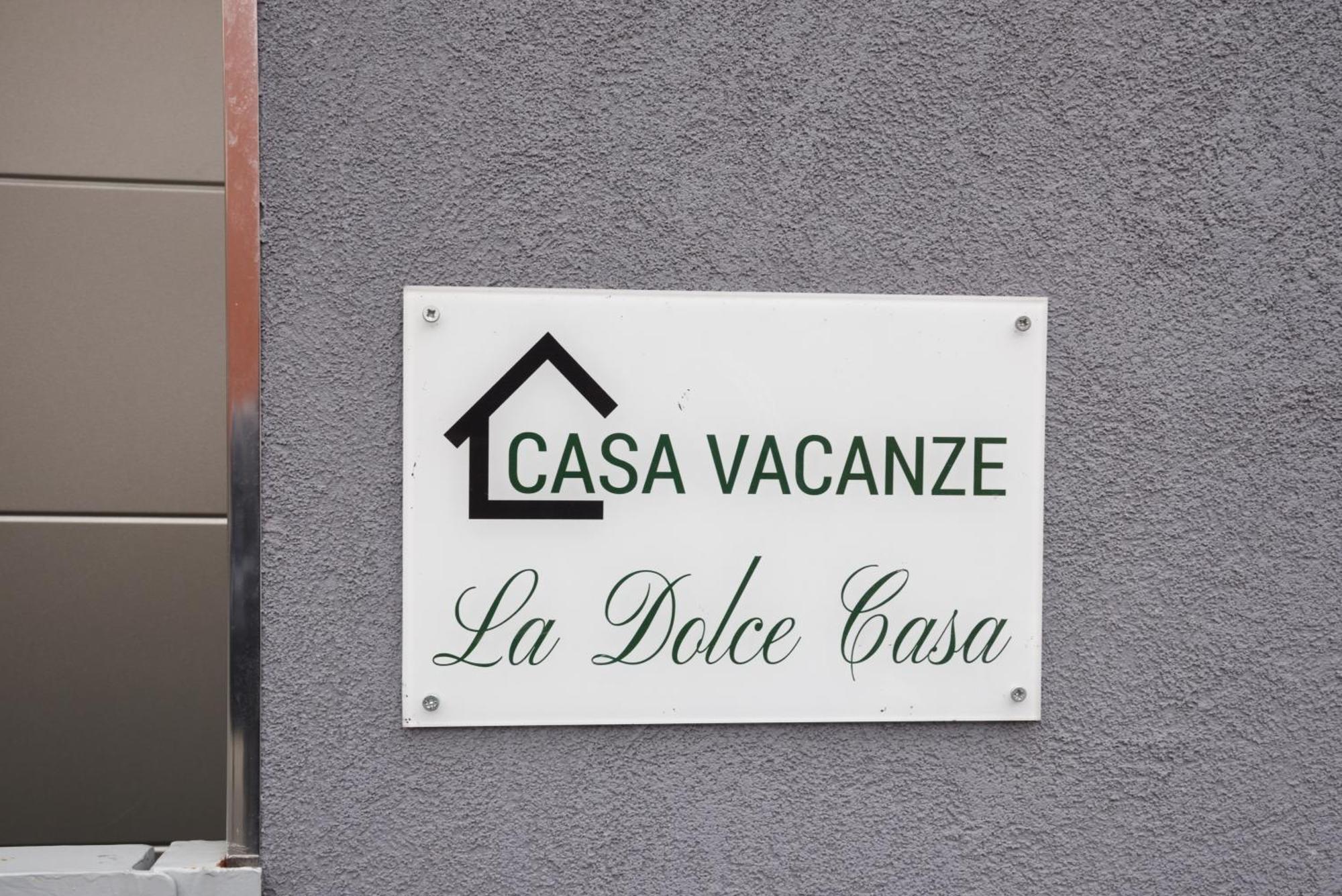 فيلا Casa Vacanze La Dolce Casa كاتانيا المظهر الخارجي الصورة